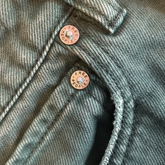 Free People We The Free Cotton Zip Up Women’s Size 30 Green Mini Denim Skirt - Picture 12 of 14